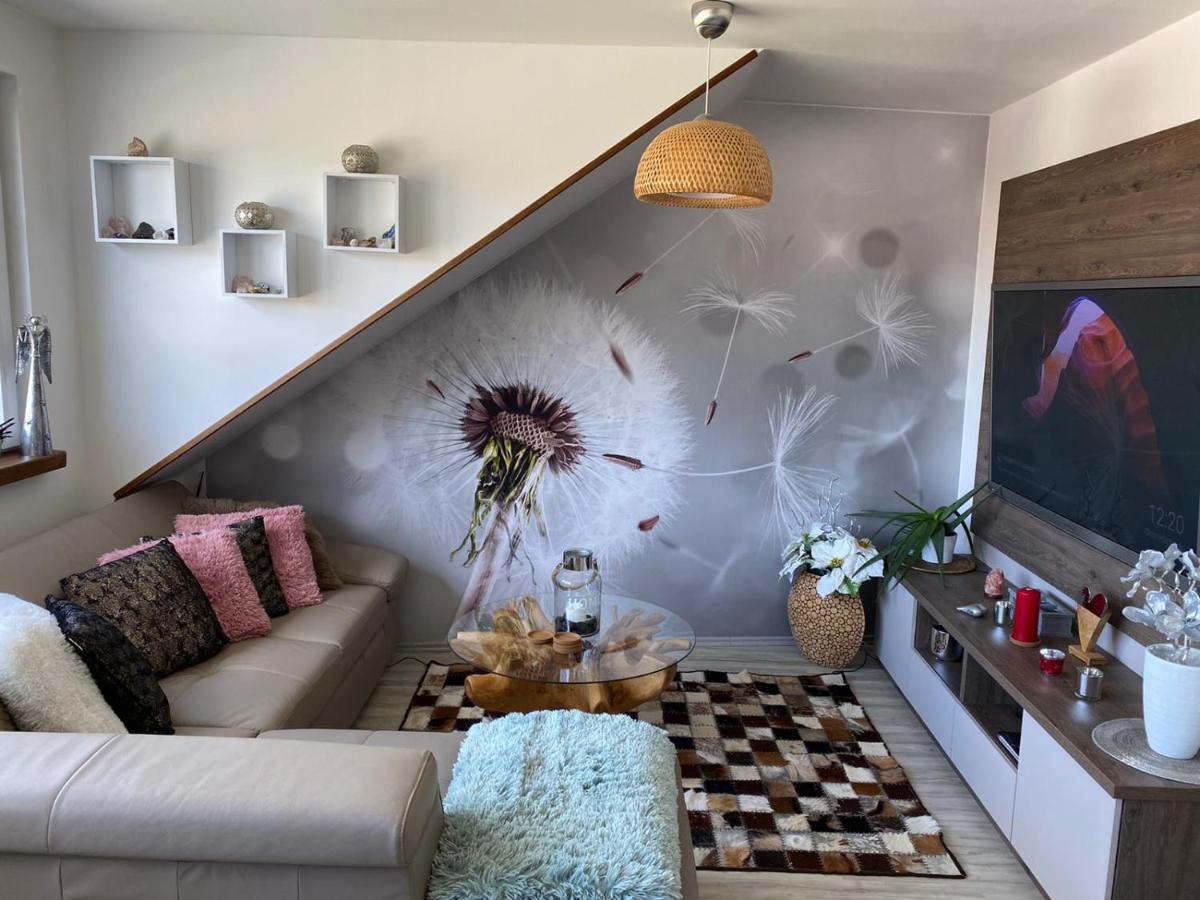 Deluxe Apartman Lisci Kopec Врхлабі Екстер'єр фото