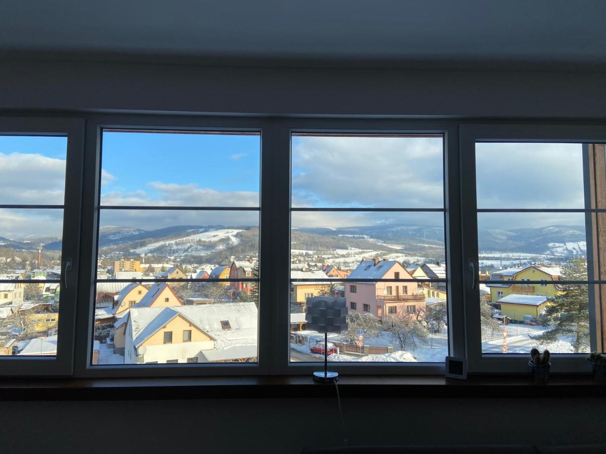 Deluxe Apartman Lisci Kopec Врхлабі Екстер'єр фото